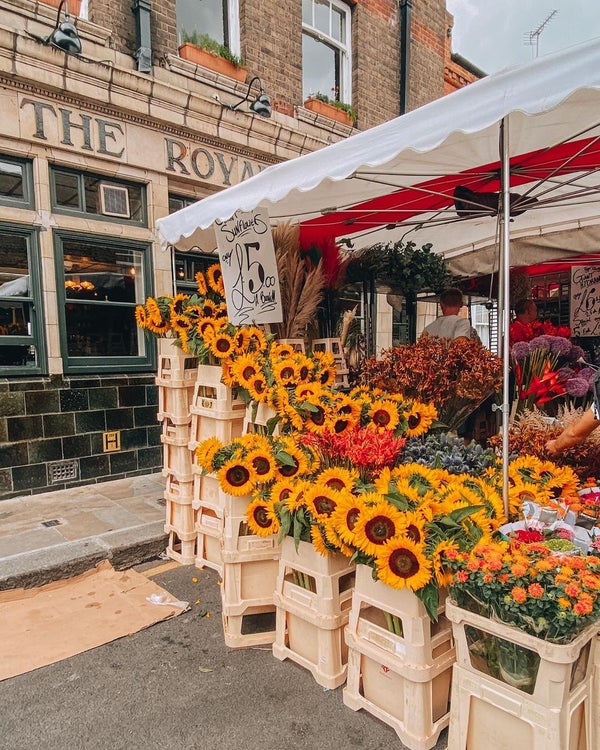 Columbia Road Flower Market by @emmaonaadventures